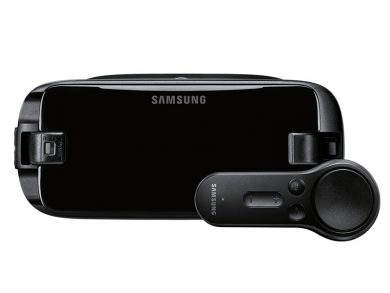 Samsung Gear VR и пульт контроллер , VR гарнитура